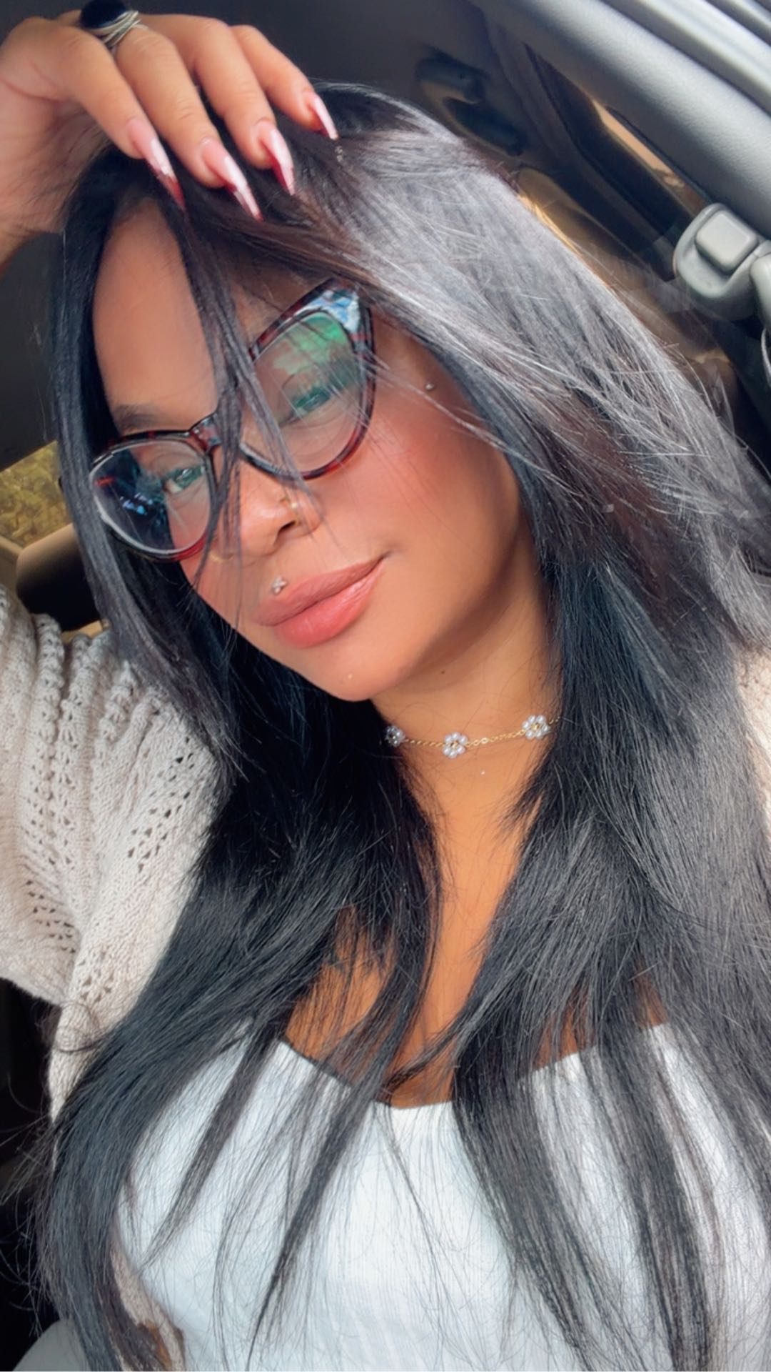 Ali is online on ChatVille